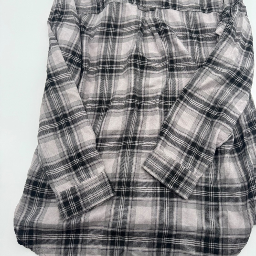 American Eagle Soft Plaid Flannel Shirt Womens Medium Boyfriend Fit Grey Black - Picture 5 of 5